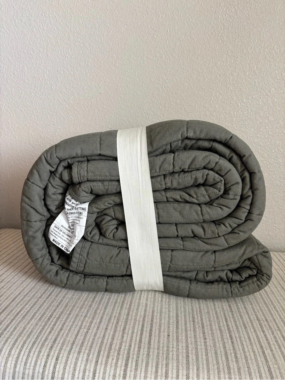 NWT King Heavyweight Linen Blend Quilt Olive Green - Casaluna